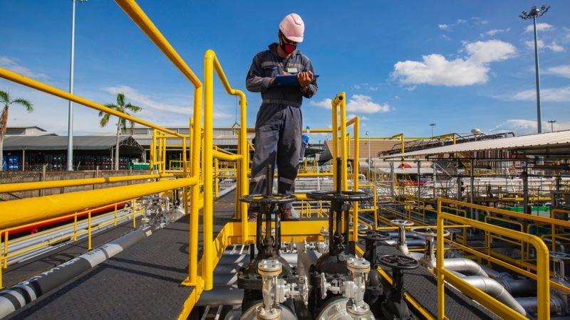 فرنسا لم تعد تتلقى أي غاز روسي عبر خطوط الأنابيب