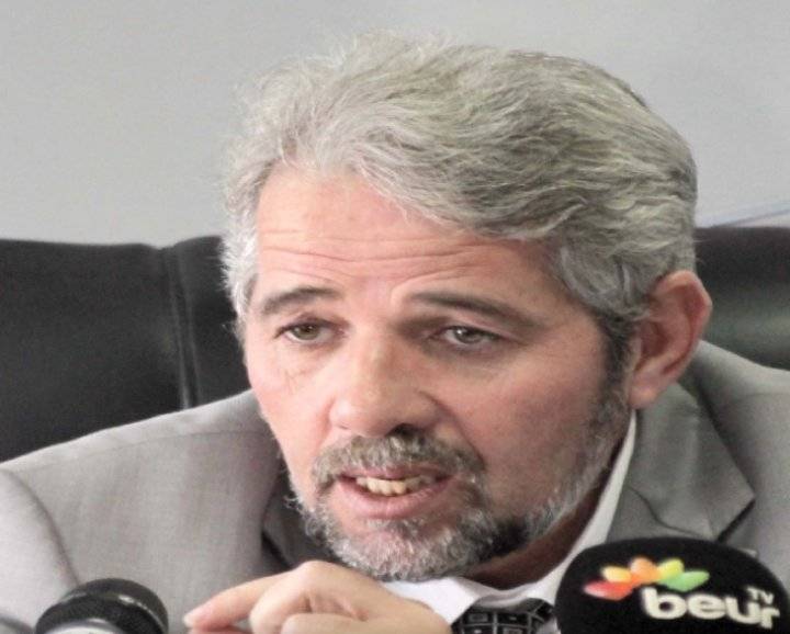 الرئيس الجزائري يعزي في وفاة وزير الصيد البحري السابق