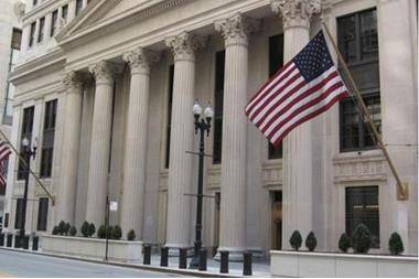 الفيدرالي الأميركي: نركز بشدة على خفض التضخم