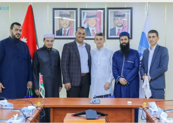 كهرباء اربد تكرم العنانزة الفائز بالمركز الأول بمسابقة دولية لحفظ القران الكريم