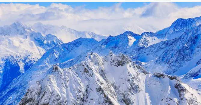 كارثة المناخ والألب.. تأثير مدمر يهدد أشهر جبال العالم