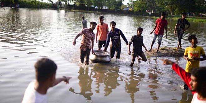 مصرع 36 شخصاً جراء الفيضانات في بنغلادش