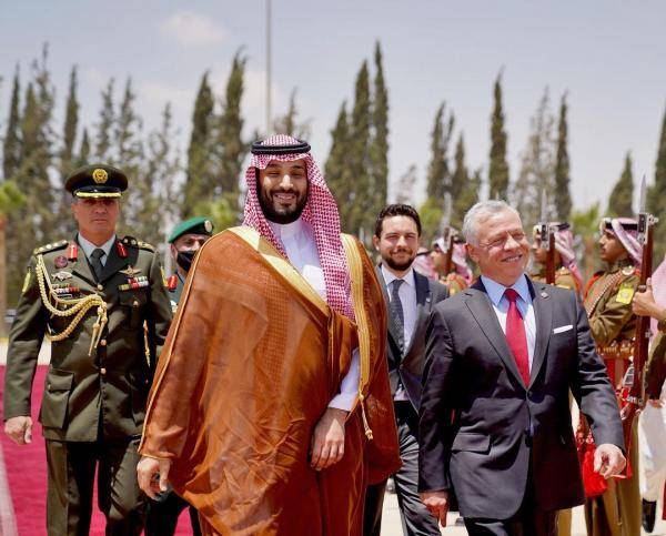 الأمير محمد بن سلمان يبعث برقيتي شكر للملك وولي العهد