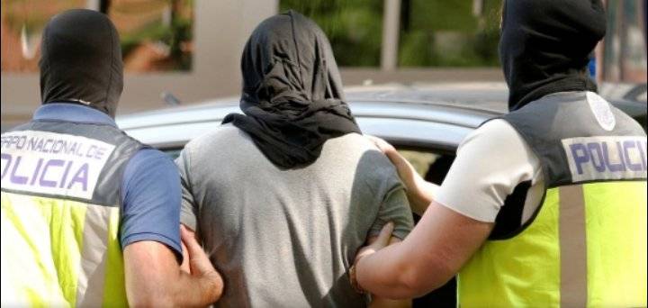 المغرب.. توقيف ضابط شرطة بسبب الاختلاس