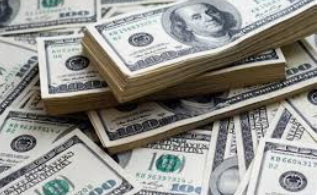 ارتفاع الدولار عالميا