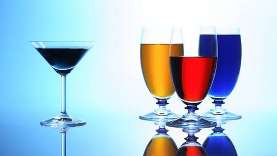 خمس عادات للشرب تعمل على تسريع شيخوخة الجسم