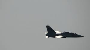 الصين: تحليق طائرة أميركية فوق مضيق تايوان يهدد السلام بالمنطقة