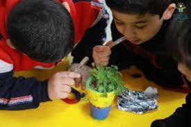 الكرك: فاعليات تطالب بتغيير نهج التعامل مع الاطفال وإطلاق إبداعاتهم