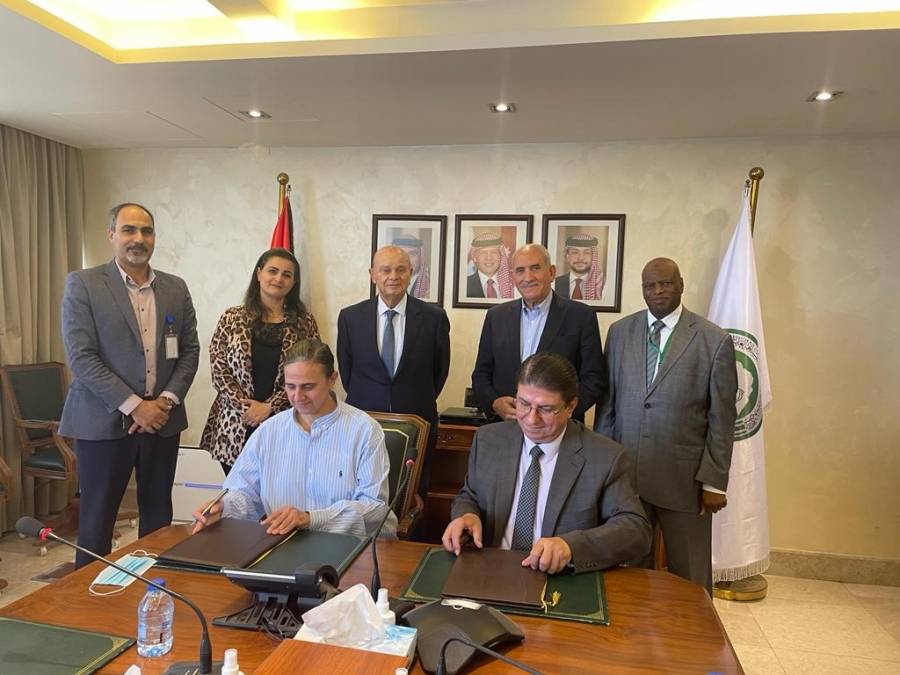 الفوسفات الأردنية ومجموعة منير سختيان يوقعان مذكرة تفاهم لإنشاء مصنع لحامض الفوسفوريك النقي