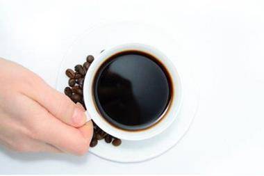 اطباء يحذرون من شرب القهوة على معدة فارغة