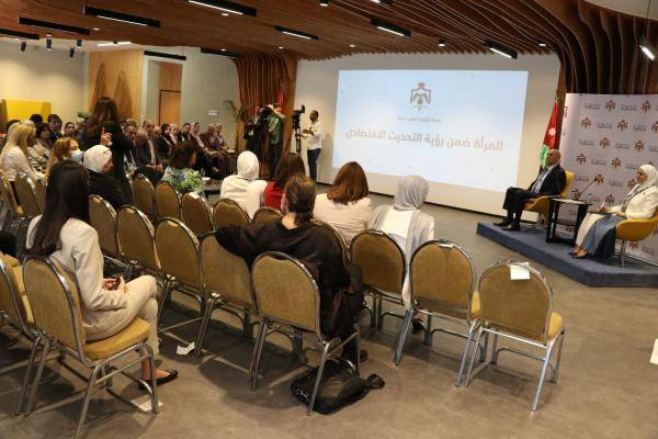 بني مصطفى: مشاركة المرأة في سوق العمل من ركائز النمو الاقتصادي