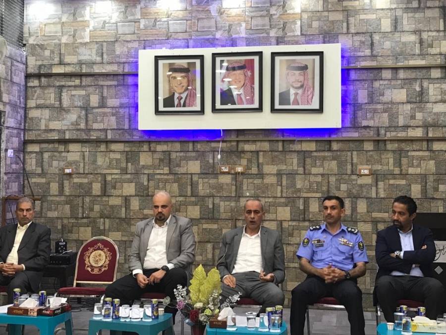 متصرف لواء القويسمة  رائد الجعافرة يرعى توقيع وثيقة ضبط الجلوة العشائرية في ديوان عشيرة الرقب...صور