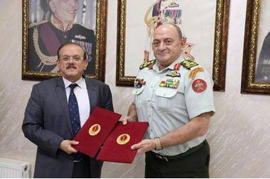 الخدمات الطبية الملكية وجامعة مؤته يوقعان اتفاقيه تعاون بخصوص كلية الاميرة منى ...