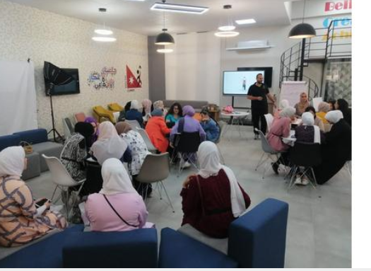 عجلون : شابات عجلون النموذجي ينظم دورة بعنوان  كيف تحول شغفك الى فكرة مشروع ريادي