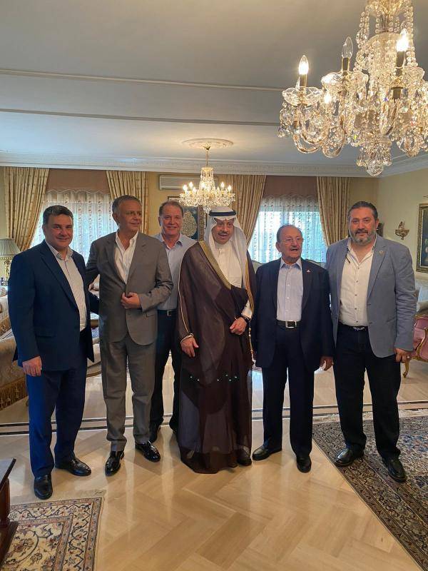 السرحان يولم للسفير السديري بحضور اربع رؤساء حكومات سابقين