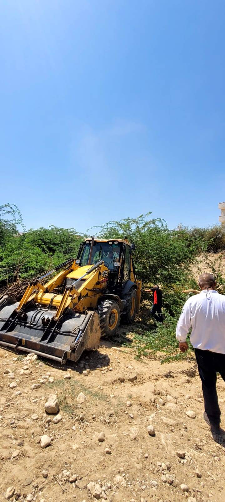 المياه : ضبط اعتداءات خط ناقل الزارة – ماعين