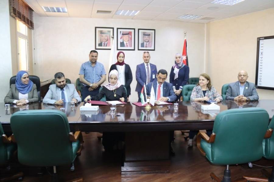 تجديد اتفاقية التعاون بين الغذاء والدواء وجامعة العلوم التطبيقية في مجال البحث العلمي التطبيقي