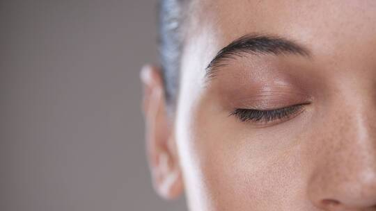 كيفية حماية البشرة بشكل طبيعي.. أفضل 10 أطعمة لإصلاح الجلد التالف وتعزيز البشرة