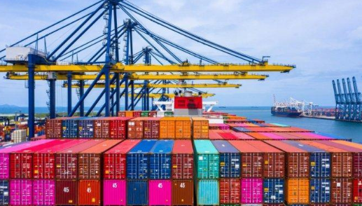 الأردن يواصل تحديد أجور نقل البضائع المستوردة