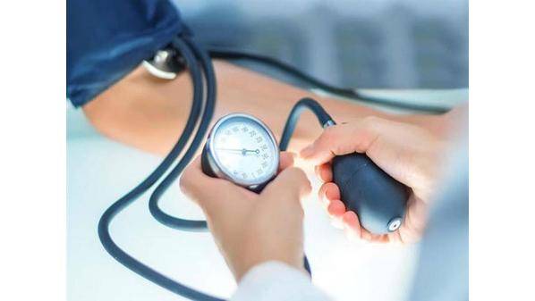ثلاثة أخطاء كارثية يرتكبها المصابون بارتفاع الضغط