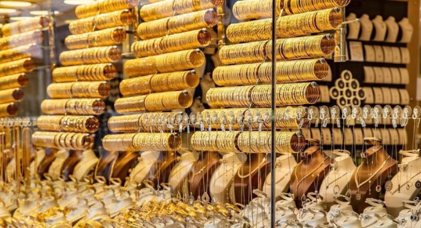 37 دينارا سعر غرام الذهب عيار 21 محليا