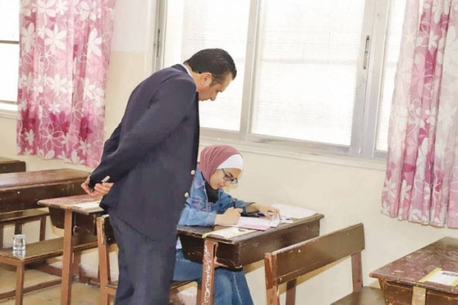 طلاب التوجيهي: الوقت الممنوح لامتحان «العربي» غير كافٍ