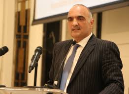 الخصاونة يوجه بتحويل مخرجات فريق التحقيق بحادثة العقبة إلى الادعاء العام وإنهاء خدمات مسؤولين معنيين بالحادثة