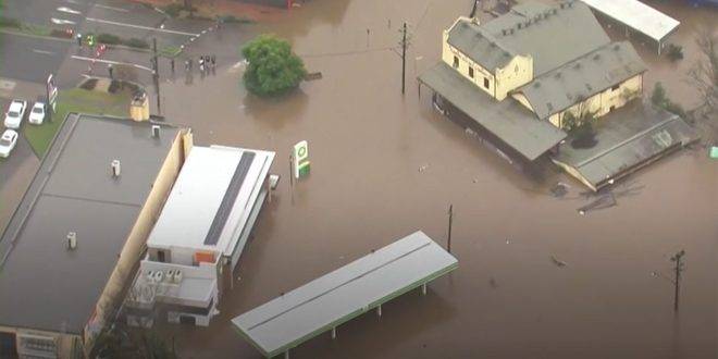 أوامر لآلاف الأستراليين بإخلاء منازلهم بسبب الفيضانات