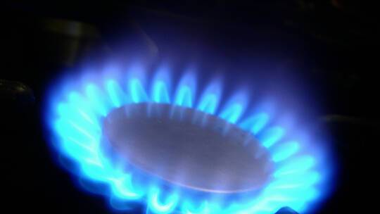 أسعار الغاز في أوروبا تسجل مستوى هو الأول منذ مارس الماضي