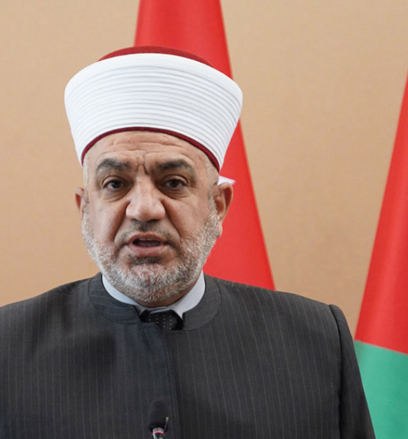 وزير الأوقاف يتفقد بعثات الحج التابعة للقوات المسلحة الأردنية والأمن العام