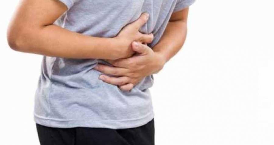 الزرقاء: إغلاق مطعم يشتبه بتسببه في تسمم العشرات