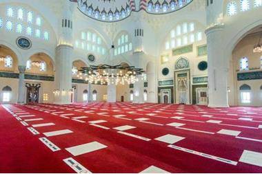 تفاصيل استبدال عقوبة حبس أردني بخدمة المساجد