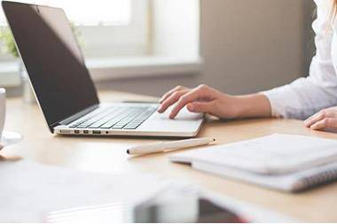 البنك الدولي: تراجع المشاركة الاقتصادية للمرأة في الأردن إلى 13.5 