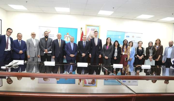 الصحة توقع اتفاقيتي تعاون لتبادل تدريب الأطباء المقيمين مع التخصصي والاستشاري _صور