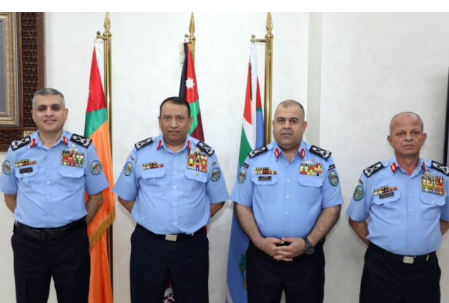 مدير الأمن العام يكرم ألوية متقاعدين