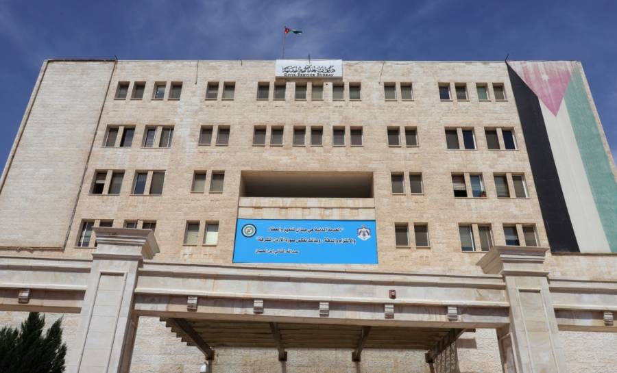 ديوان الخدمة يبحث مع الجهات المختصة واقع الدبلوم الفني