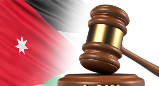 السجن لموظف حكومي تلقى 150 دينارا كرشوة