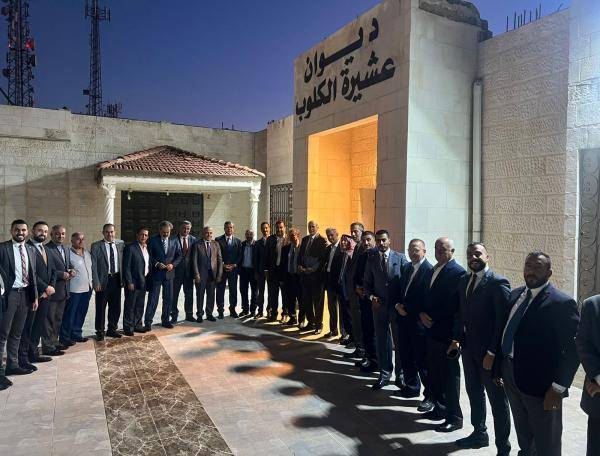 ديوان عشيرة الكلوب يكرم نقابة المحاميين