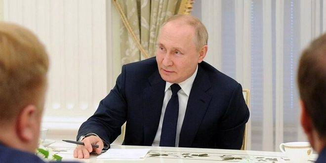 بوتين: عقوبات الغرب زادت من تعقيد الوضع فى مجال الغذاء بالعالم