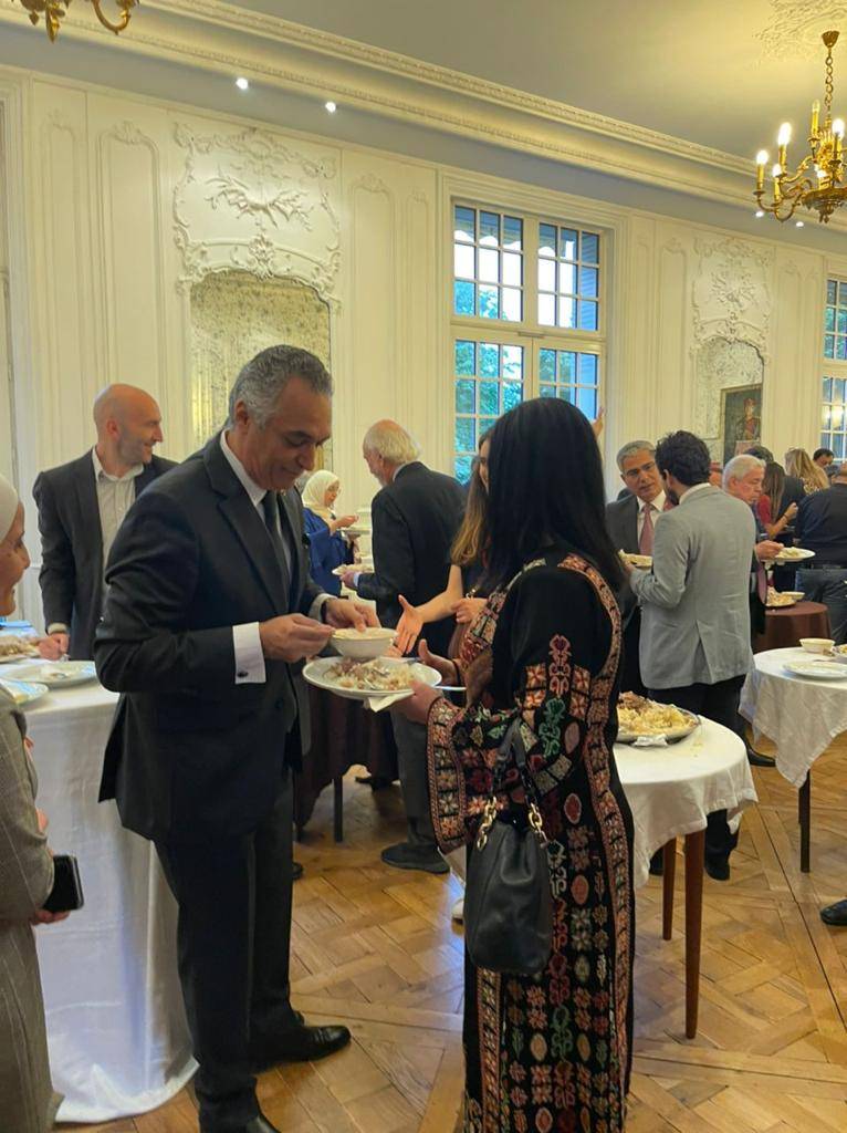 أمسية أردنية في باريس وجهود لادراج “المنسف” على لائحة التراث العالمي