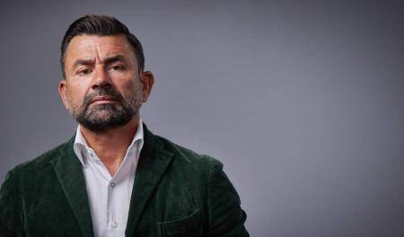 الكشف عن هوية مسرب 124 ألف وثيقة سرية حول انتشار أوبر بالعالم