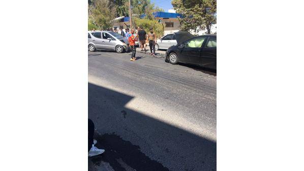 اصابتان في حادث سير امام وزارة التعليم العالي بعمان