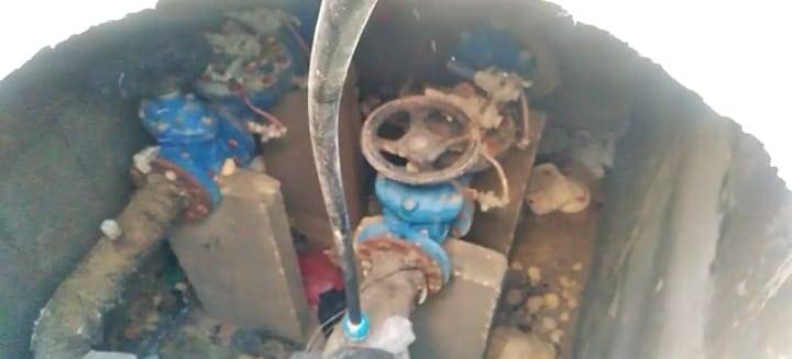 المياه : ضبط  اعتداءات في مناطق شارع الاردن والشونة الجنوبية لبيع مياه مخالفة وتزويد مزارع ...صور