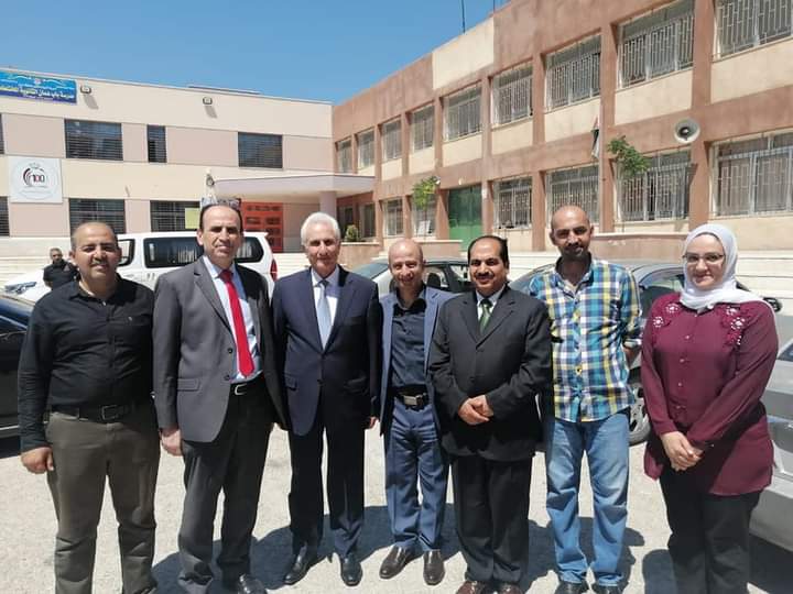 وزير التربية والتعليم يتفقد سير امتحان الثانويه العامة في جرش