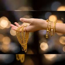 نقابة الحُلي والمجوهرات: الفرصة مئأتية للراغبين بشراء الذهب