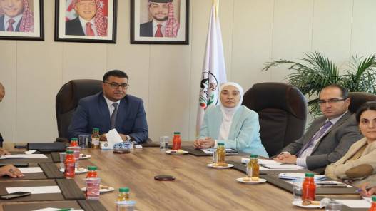 وزير الزراعة يوجه إلى التعاون مع مركز مكافحة الأوبئة في المجال البيطري أو النباتي