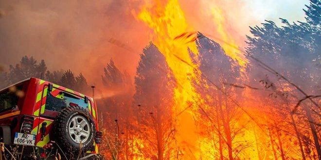 دول جنوب أوروبا تواصل مساعيها للسيطرة على حرائق الغابات