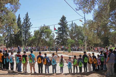 انطلاق فعاليات النادي الصيفي لأبناء نادي موظفي الأمانة (صور)