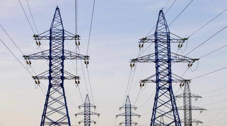 100 مليون دينار متأخرات شركة الكهرباء الوطنية بالربع الأول من العام