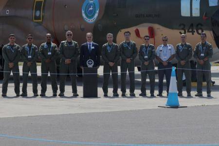 السفير الدباس يعرب عن فخره بإنجاز صقور سلاح الجو